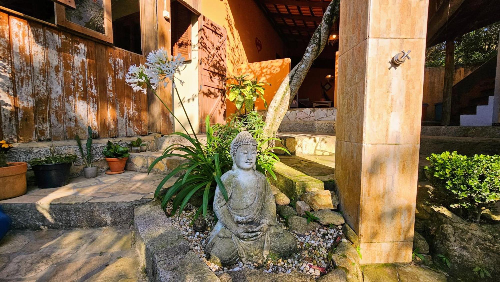 Vila No Rosa Hospedaria Прайя-ду-Роза Экстерьер фото
