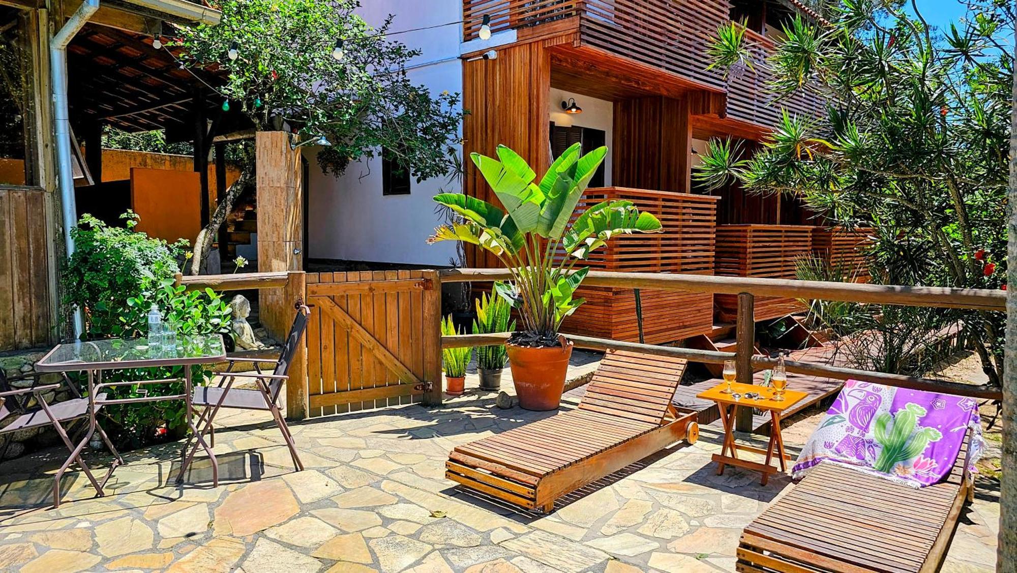 Vila No Rosa Hospedaria Прайя-ду-Роза Экстерьер фото